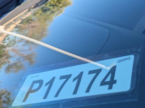 Certified 2025 Nissan Rogue SV image 31