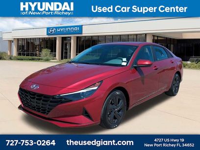 Certified 2023 Hyundai Elantra SEL w/ Preferred Accessory Package
