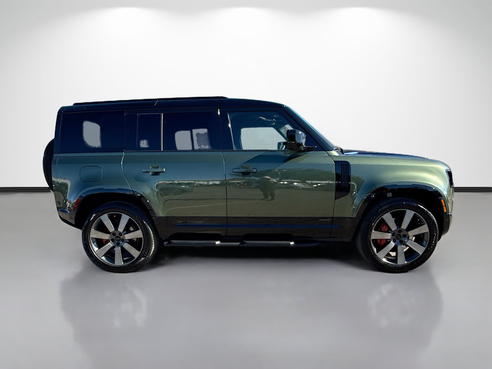 New 2026 Land Rover Defender 110 X AWD/4WD image 6