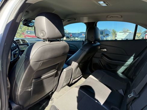 Used 2014 Chevrolet Malibu LT image 14