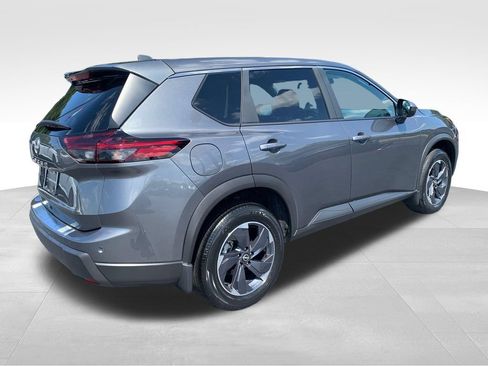 Used 2025 Nissan Rogue SV FWD image 6