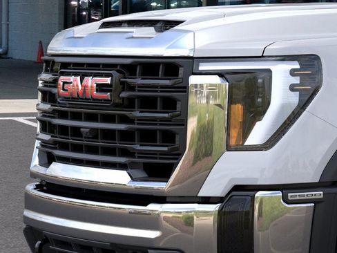 New 2026 GMC Sierra 2500 Pro image 16