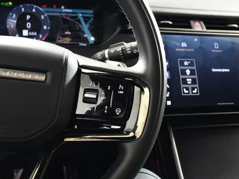 Certified 2026 Land Rover Range Rover Velar Dynamic SE AWD/4WD image 30