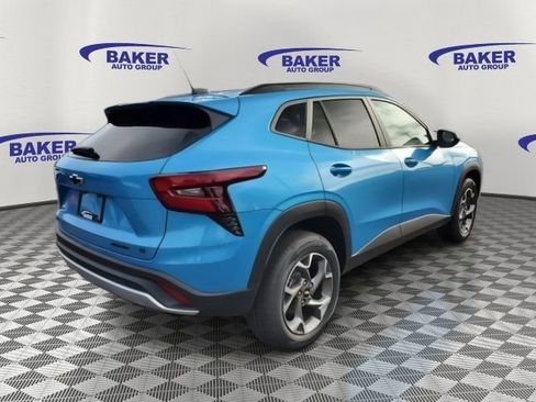 New 2025 Chevrolet Trax LT w/ Driver Confidence Package image 4