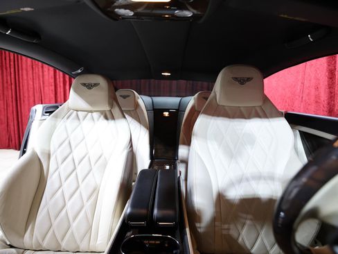 Used 2013 Bentley Continental GT image 23