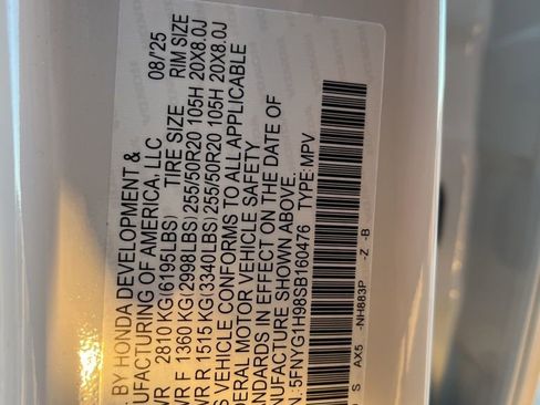 Used 2025 Honda Pilot Black Edition image 11