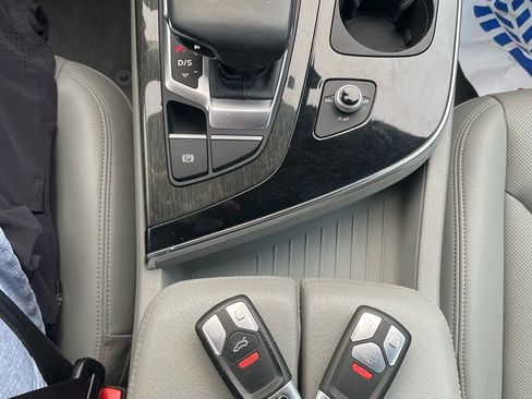 Used 2018 Audi Q7 3.0T Premium Plus w/ Premium Plus Package image 15