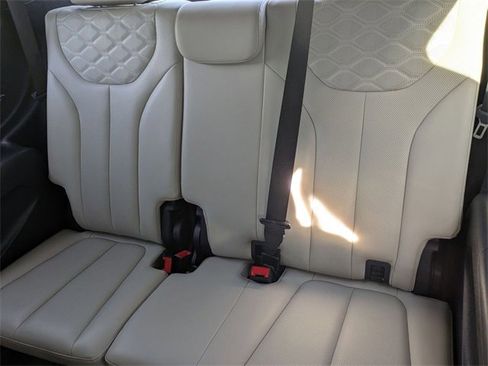 Used 2022 Hyundai Palisade Limited image 27