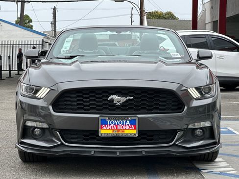 Used 2017 Ford Mustang Premium RWD image 9