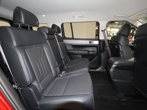 Used 2026 Hyundai Santa Fe SEL FWD image 26