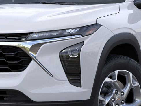 New 2026 Chevrolet Trax LS w/ LS Convenience Package FWD image 46