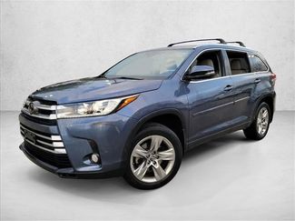 Used 2018 Toyota Highlander Limited video 1