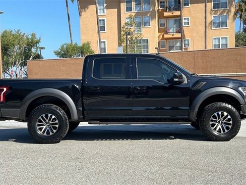 Used 2019 Ford F150 Raptor w/ Equipment Group 802A Luxury image 3