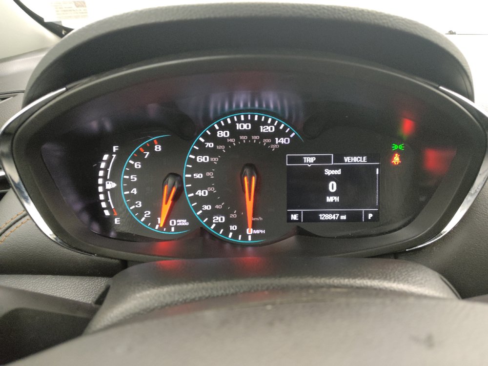 Used 2019 Chevrolet Trax LT w/ LT Convenience Package AWD/4WD image 23
