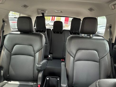 Certified 2023 Nissan Pathfinder SL w/ SL Premium Package AWD/4WD image 25