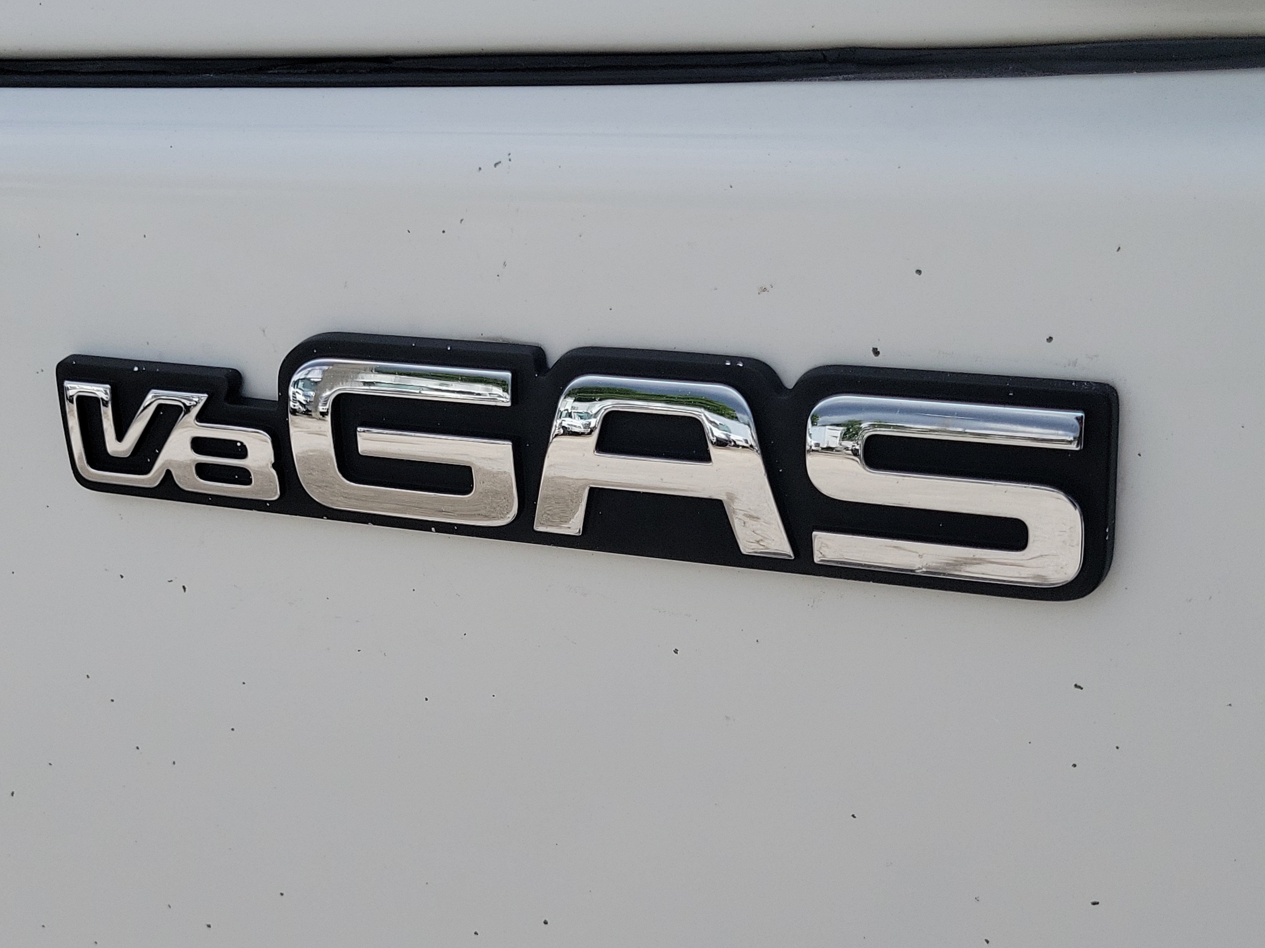 Used 2021 Isuzu NPR RWD image 12