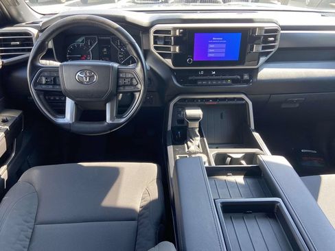 Used 2026 Toyota Tundra SR5 w/ SR5 Convenience Package AWD/4WD image 9