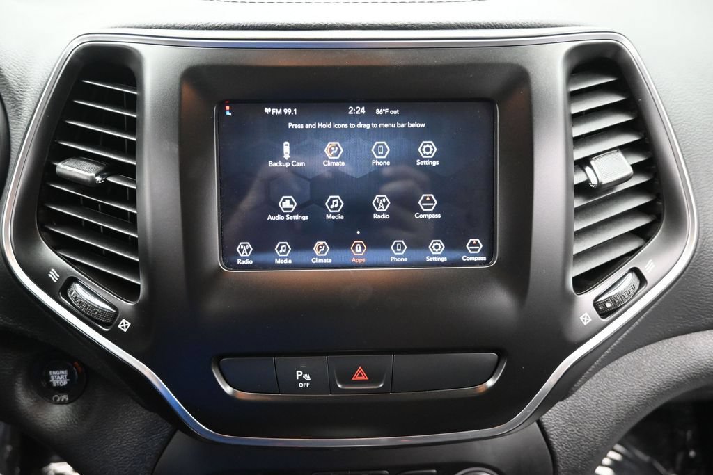 Used 2019 Jeep Cherokee Latitude Plus AWD/4WD image 19