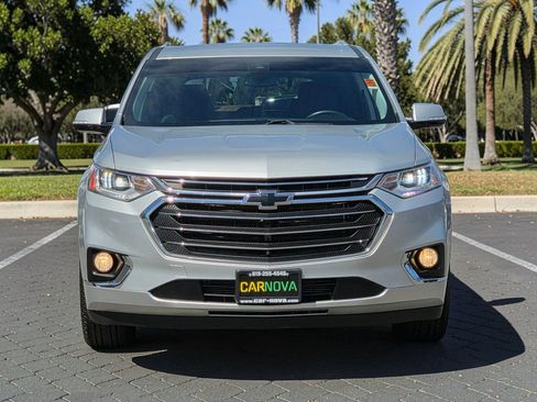 Used 2018 Chevrolet Traverse Premier image 2
