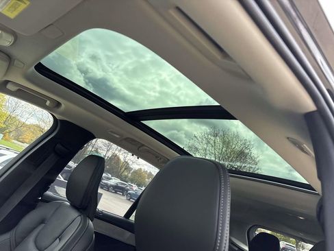 New 2026 Volvo XC90 B6 Ultra w/ Protection Package Premier image 25