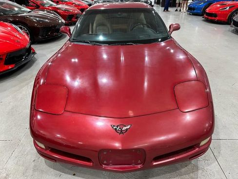 Used 2004 Chevrolet Corvette Coupe w/ Roof Package image 7