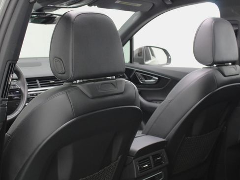 Used 2017 Audi Q7 3.0T Premium Plus image 36