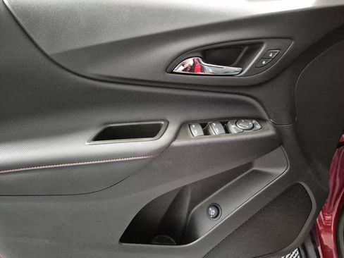 Used 2023 Chevrolet Equinox RS w/ LPO, Floor Liner Package image 13