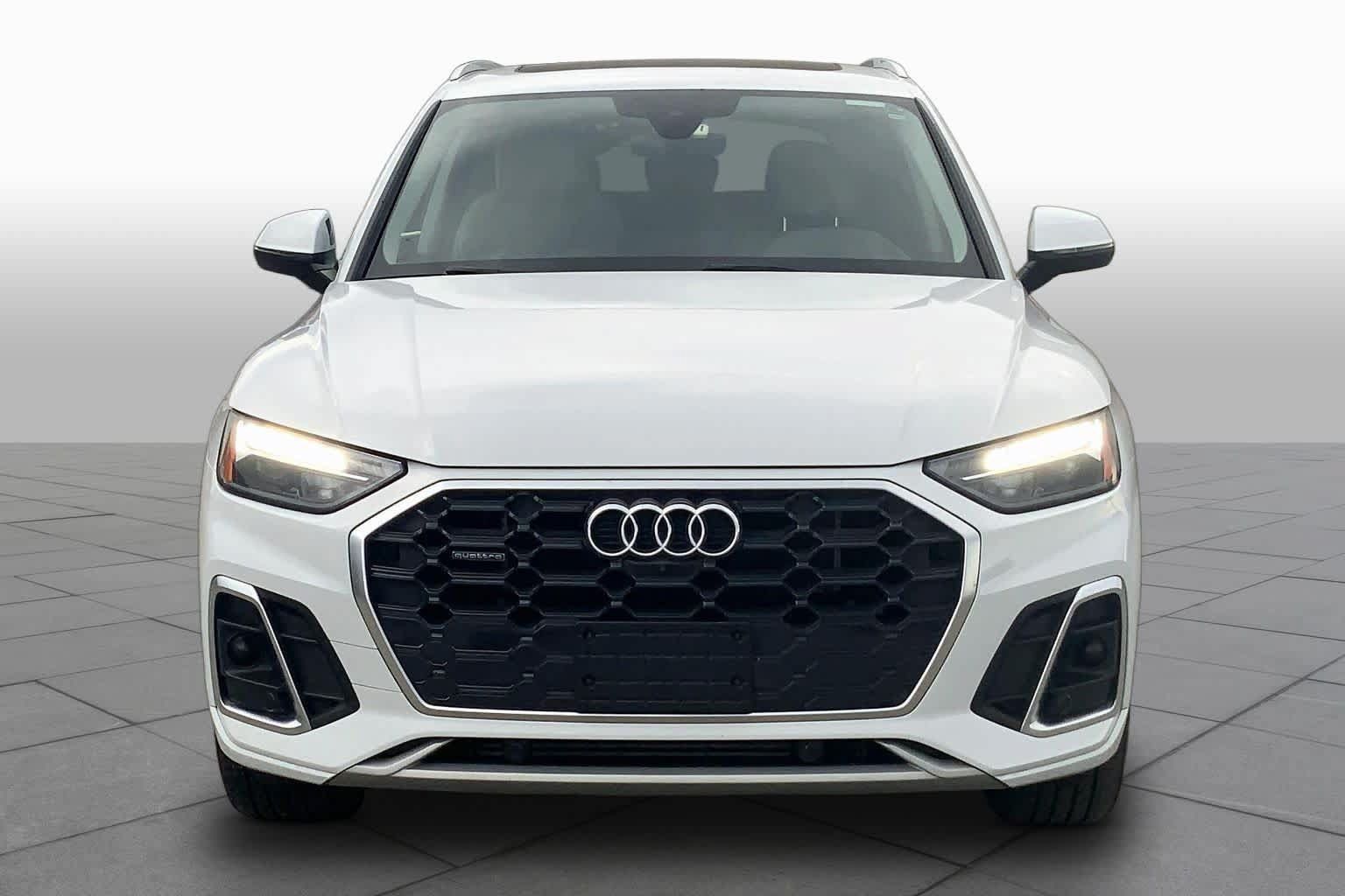 Used 2021 Audi Q5 e Premium Plus w/ Premium Plus Package AWD/4WD image 4