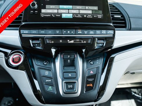 Used 2025 Honda Odyssey Touring image 20
