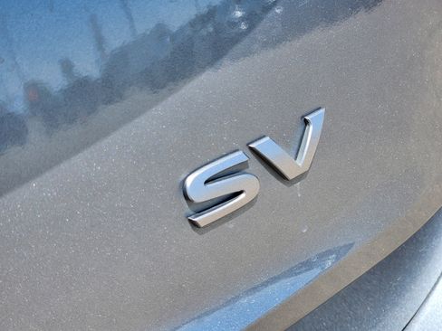 Used 2024 Nissan Rogue SV FWD image 12