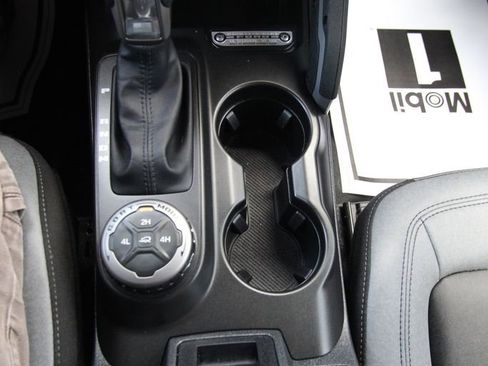 Used 2023 Ford Bronco Big Bend image 25