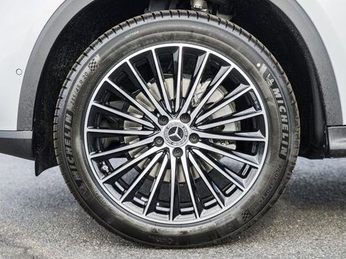 New 2026 Mercedes-Benz GLC 300 4MATIC image 18