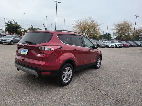 Used 2018 Ford Escape SE w/ SE Sync 3 Package image 5