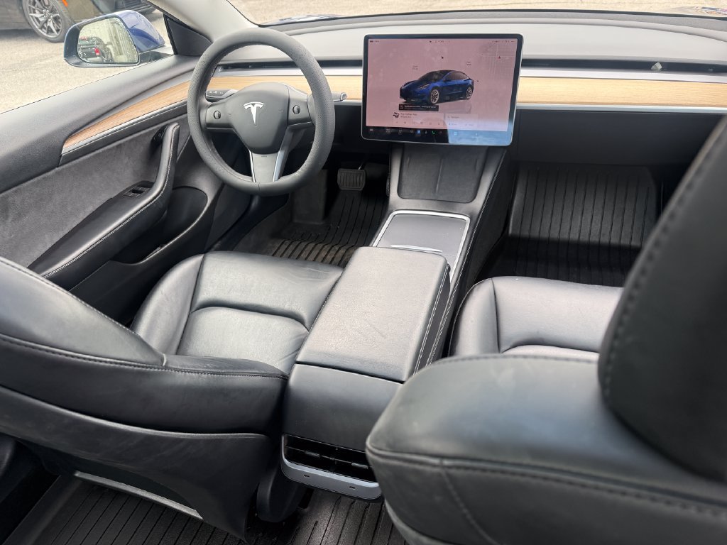 Used 2022 Tesla Model 3 RWD image 32