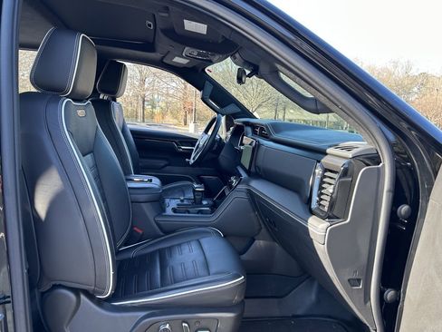 Used 2022 GMC Sierra 1500 AT4X image 53