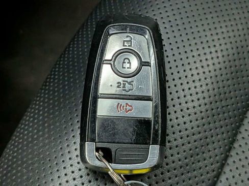 Used 2021 Ford Mustang GT Premium w/ Equipment Group 401A RWD image 22