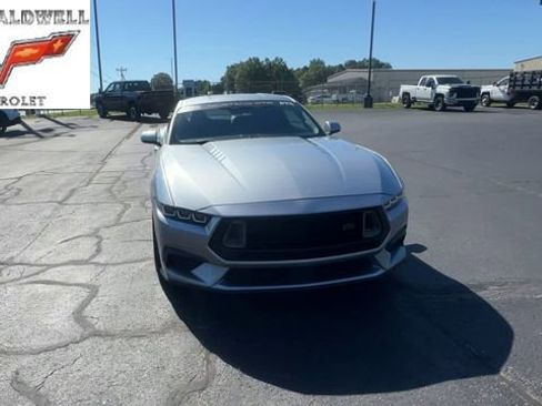 Used 2024 Ford Mustang Premium RWD image 3