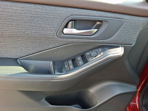 Certified 2023 Nissan Rogue SV AWD/4WD image 14
