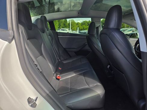 Used 2025 Tesla Model 3 Long Range RWD image 12