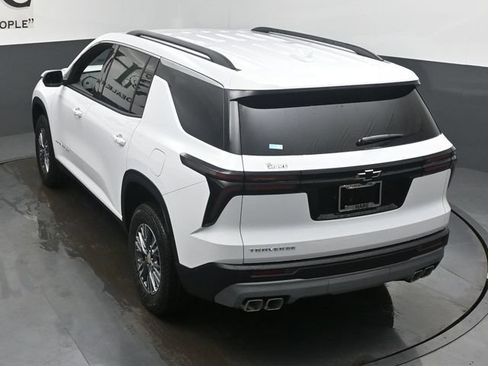 New 2026 Chevrolet Traverse LT w/ Driver Confidence Package FWD image 20