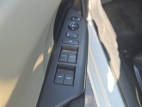 Used 2020 Honda Civic LX image 13