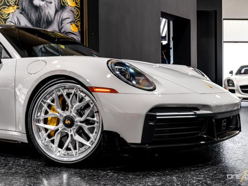 Used 2022 Porsche 911 Turbo S AWD/4WD image 27