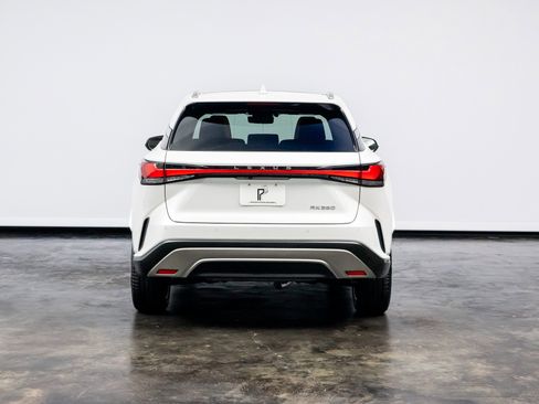 Used 2023 Lexus RX 350 Premium image 16