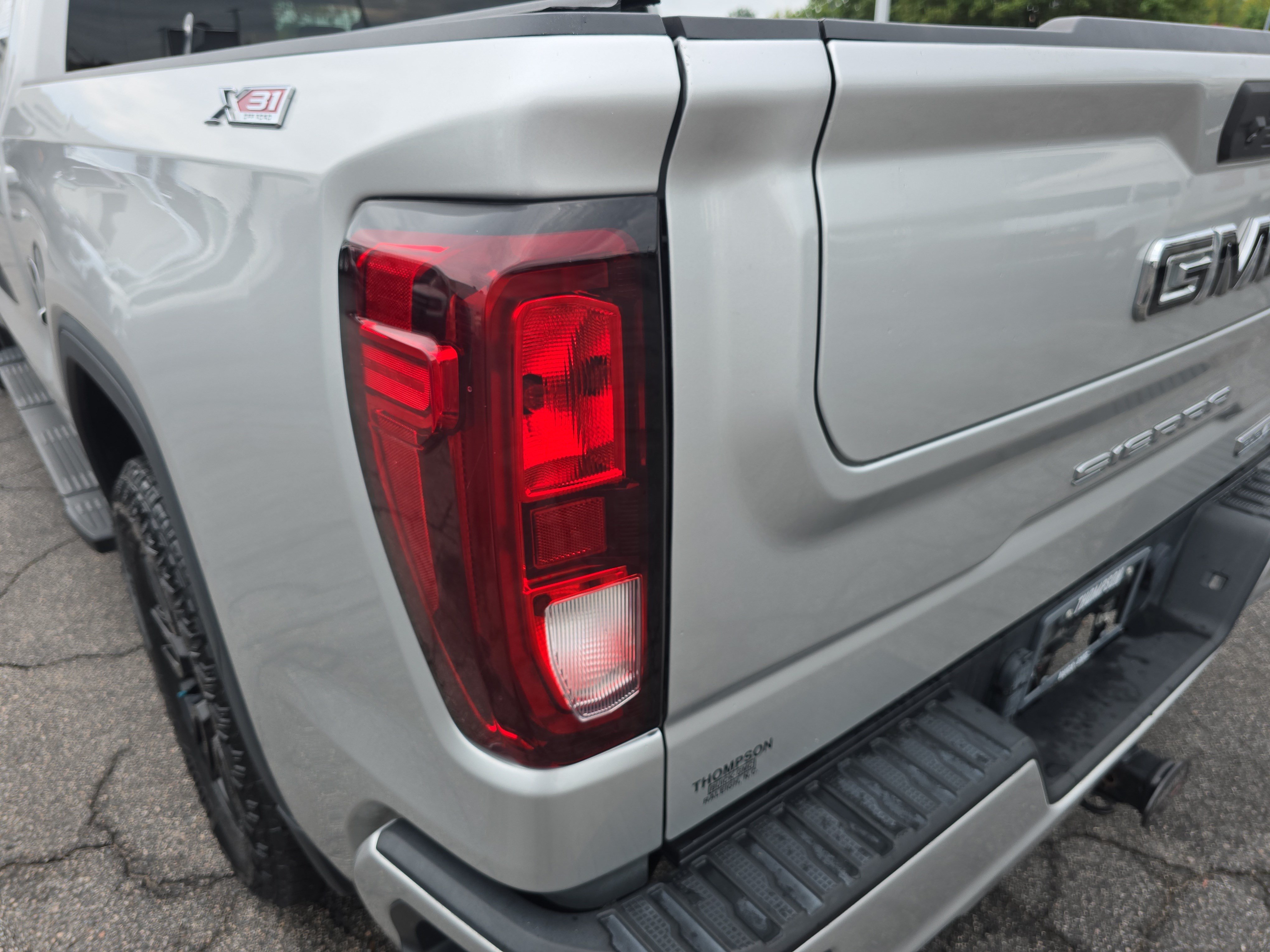 Used 2022 GMC Sierra 1500 Elevation w/ X31 Off-Road Package AWD/4WD image 35