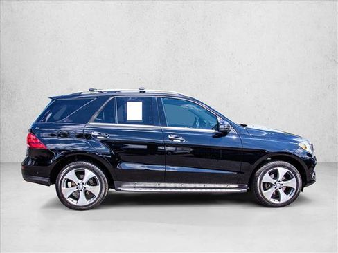 Used 2017 Mercedes-Benz GLE 350 4MATIC image 4