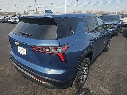 New 2026 Chevrolet Equinox LT FWD image 5