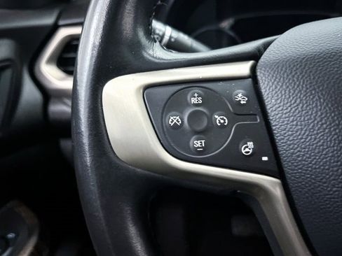 Used 2022 GMC Acadia Denali w/ Denali Ultimate Package image 31