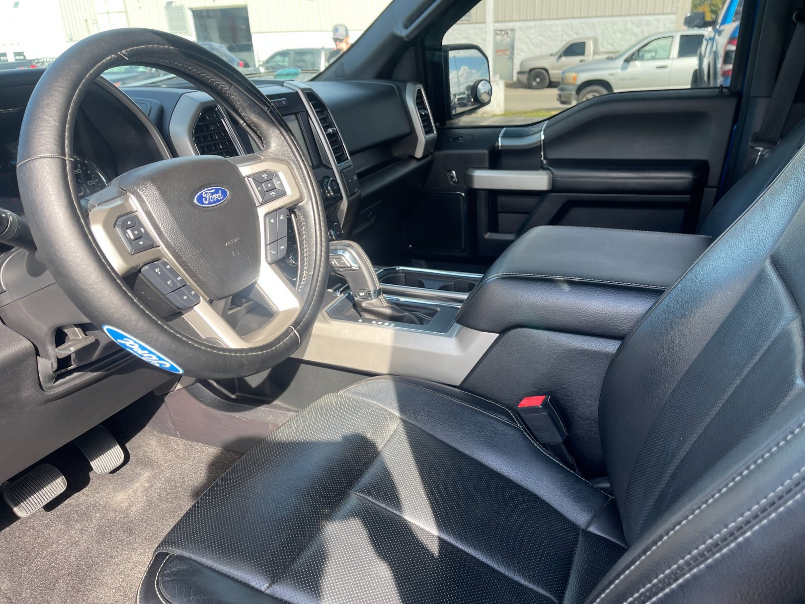 Used 2018 Ford F150 Lariat AWD/4WD image 11