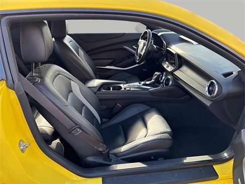 Used 2016 Chevrolet Camaro LT w/ RS Package image 17