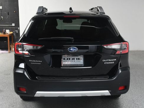 Used 2024 Subaru Outback Touring AWD/4WD image 16